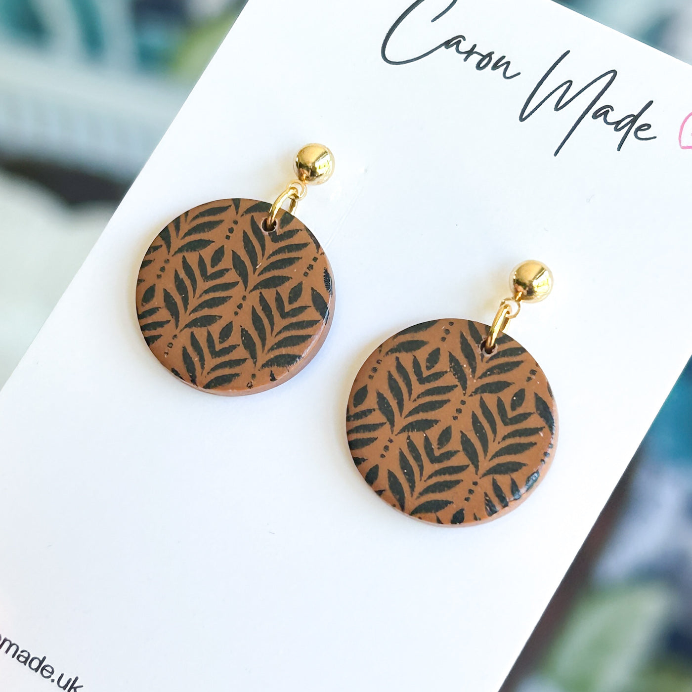Caramel brown dangle earrings