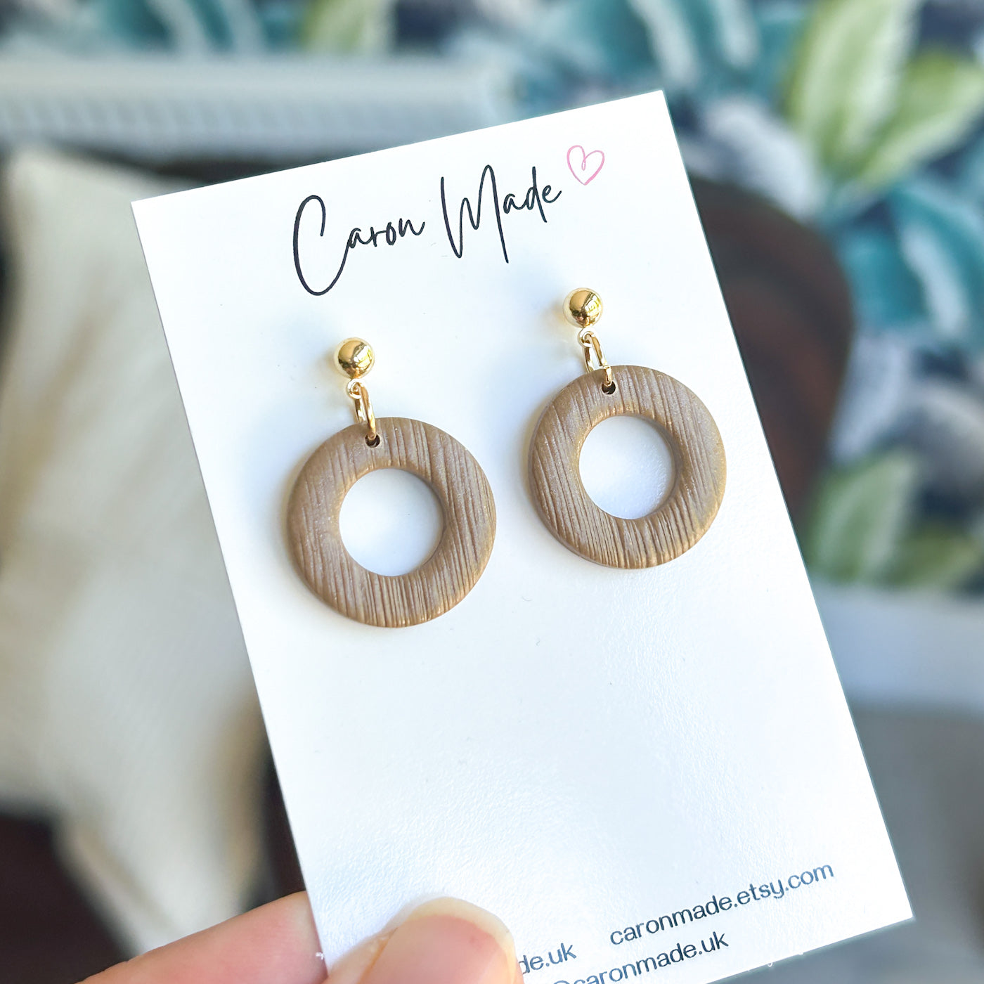 Light brown textured circle earrings