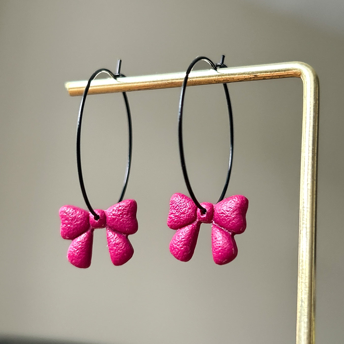 Bow hoop earrings, burgundy