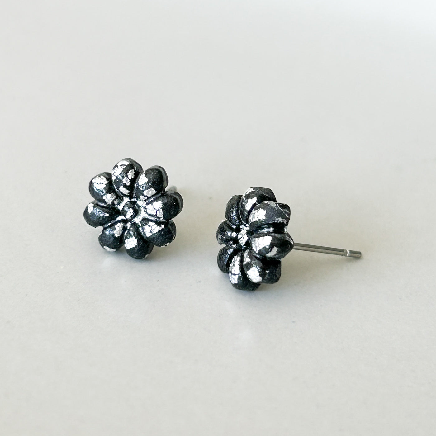 Flower stud earrings, black & silver, hypoallergenic steel posts