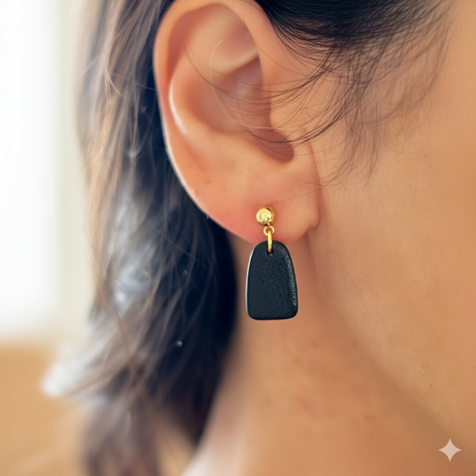 Black minimalist drop earrings